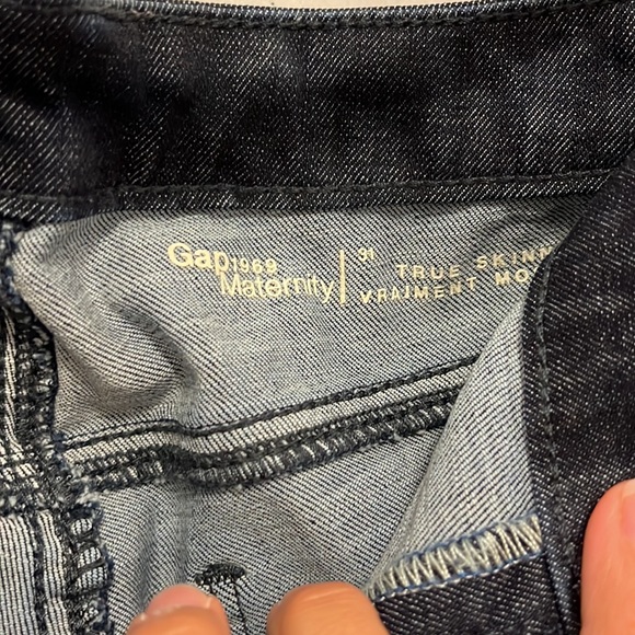 Gap Maternity Jeans - Picture 2 of 3